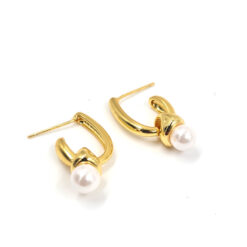 Aro dorados con perlas