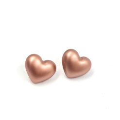 Aro con diseño de corazón