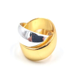 Anillo dorado y plateado con diseño