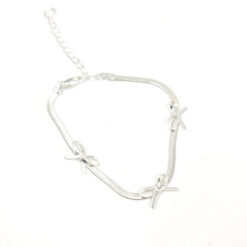 Pulsera "Lazos de moño plateado"